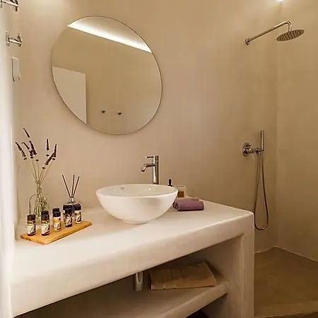 Xerolithos Natural Living Naxos City