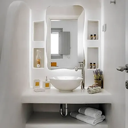 Hotell Xerolithos Natural Living *